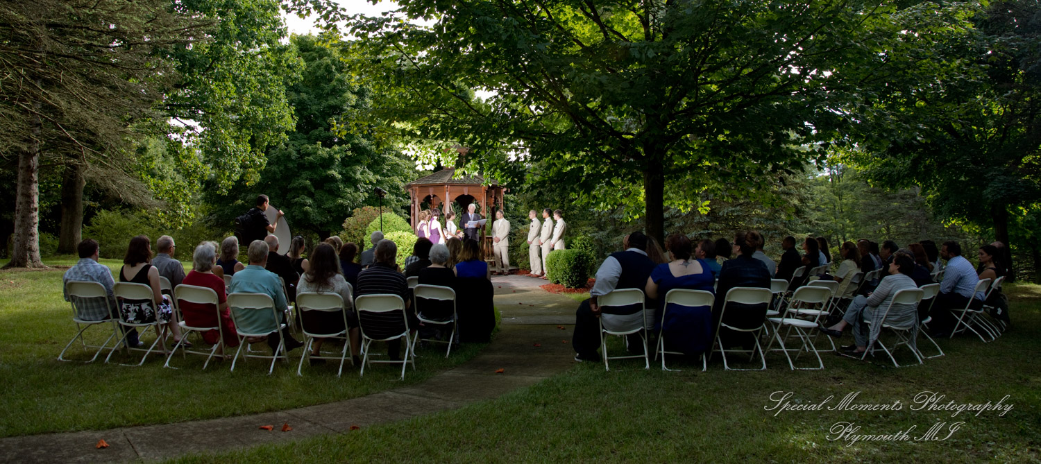 Melissa & Jeremy at Tri-county Sportsmen's League Saline MI wedding photography