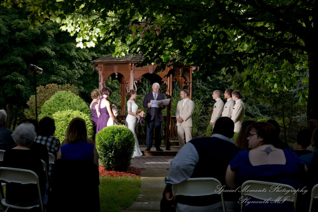 Melissa & Jeremy at Tri-county Sportsmen's League Saline MI wedding photography