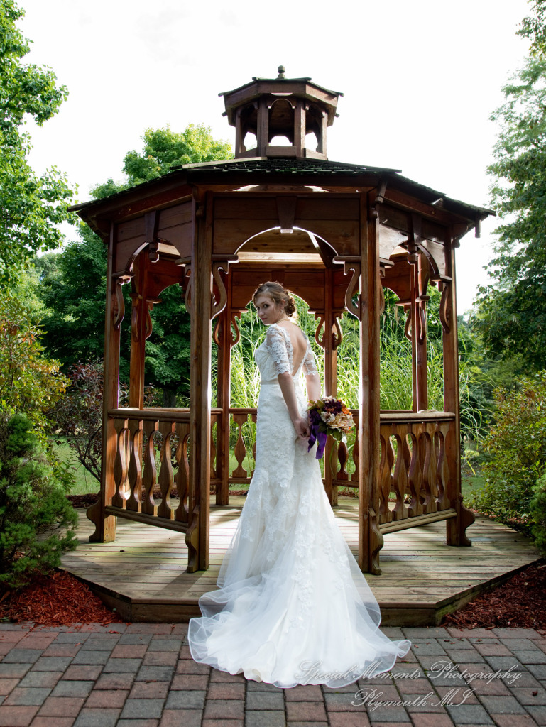 Melissa & Jeremy at Tri-county Sportsmen's League Saline MI wedding photography