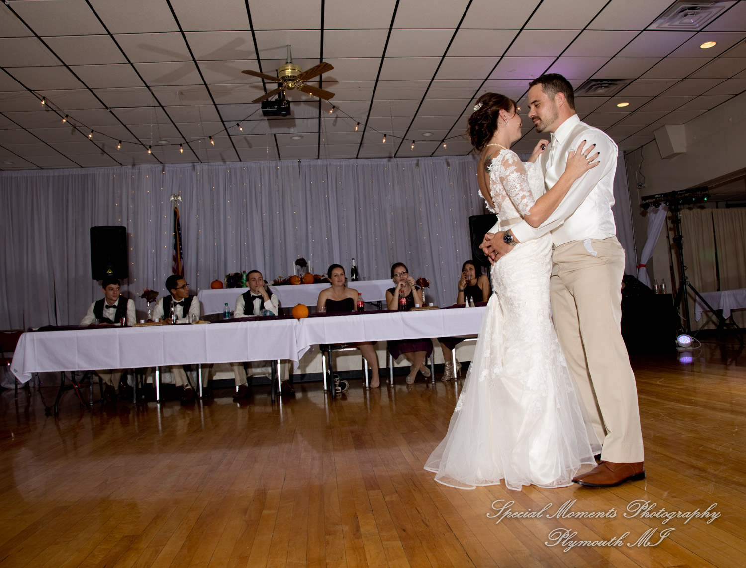 Melissa & Jeremy at Tri-county Sportsmen's League Saline MI wedding photography