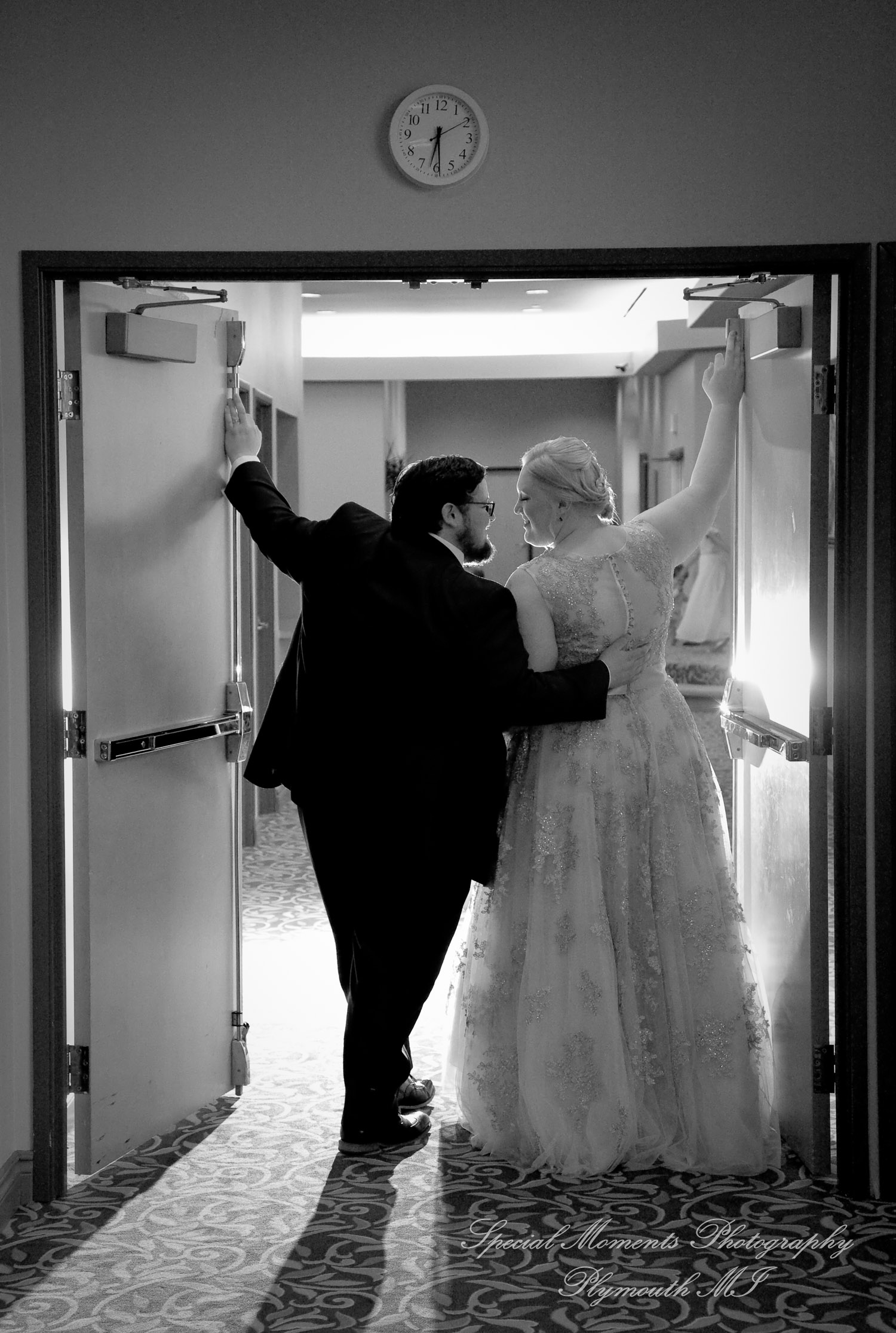 Anne & Alan at American Polish Cultural Center Troy MI wedding photography