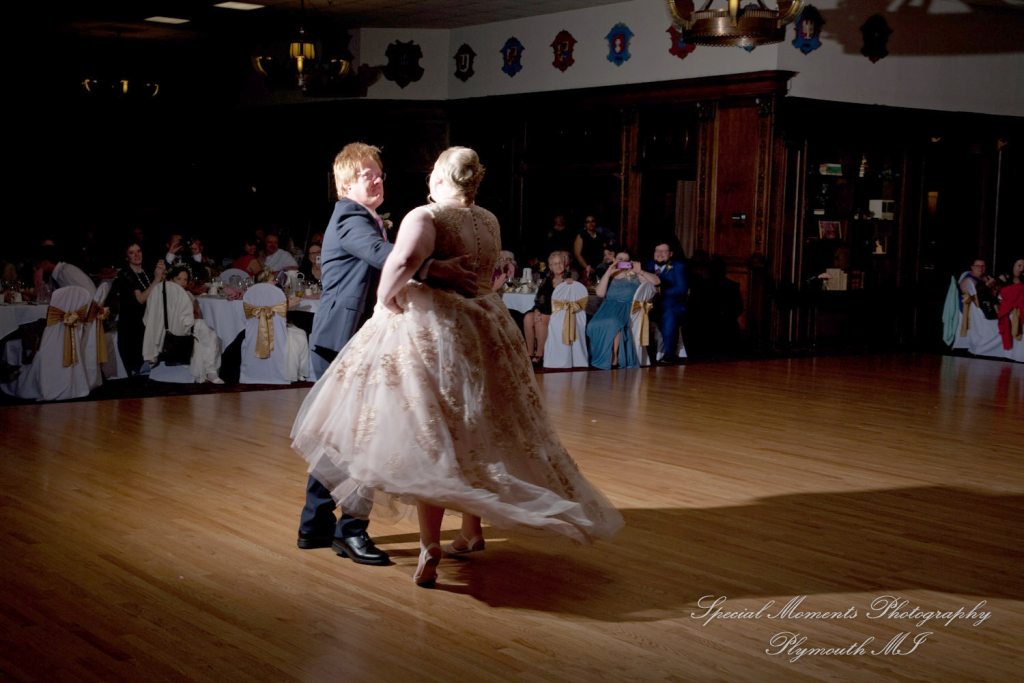 Anne & Alan at American Polish Cultural Center Troy MI wedding photography