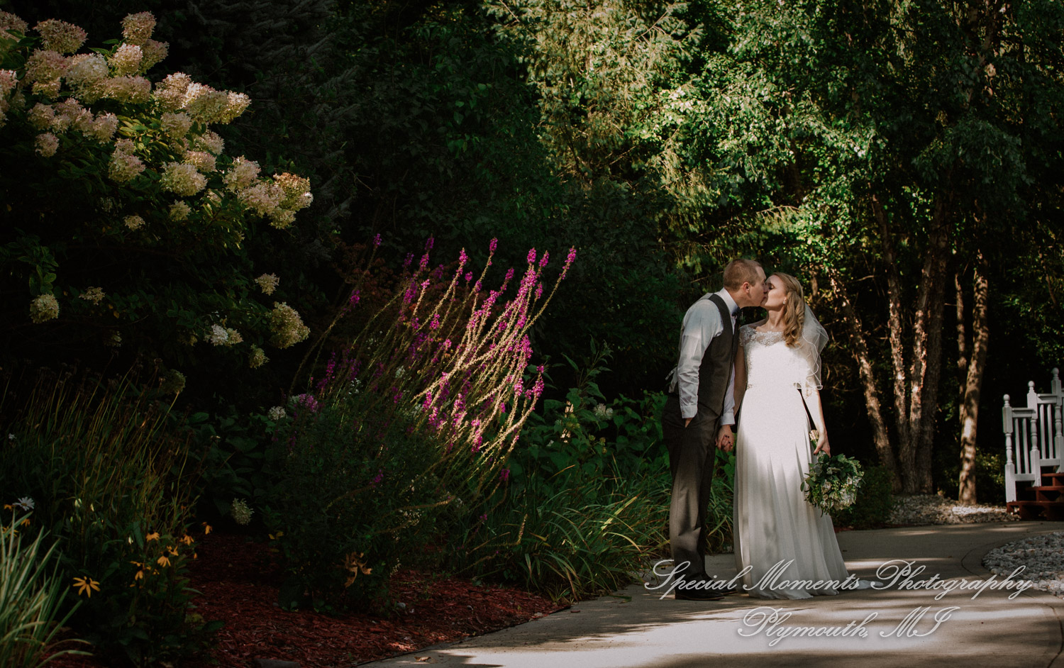 Hannah & Cameron at Grecian Center Southgate MI wedding photography