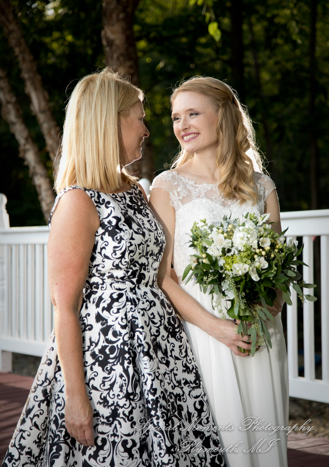 Hannah & Cameron at Grecian Center Southgate MI wedding photography