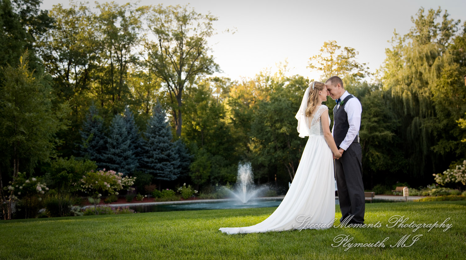 Hannah & Cameron at Grecian Center Southgate MI wedding photography