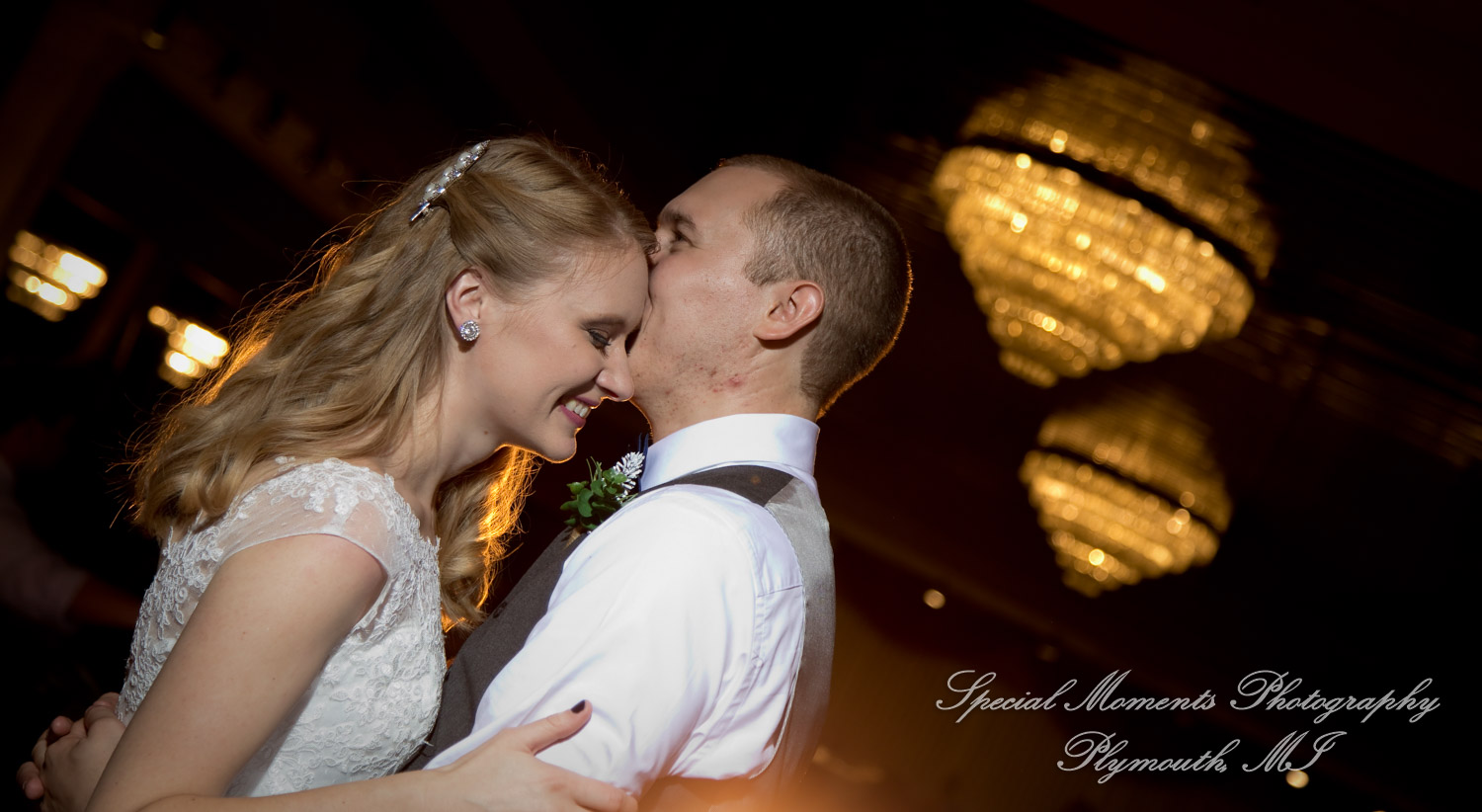 Hannah & Cameron at Grecian Center Southgate MI wedding photography