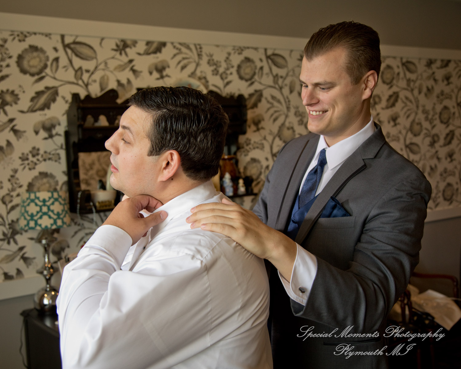 Mary & Jarrett at Kensington Hotel Ann Arbor MI wedding photography