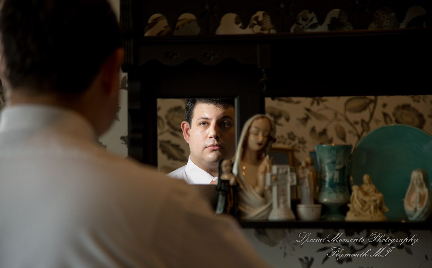 Mary & Jarrett at Kensington Hotel Ann Arbor MI wedding photography