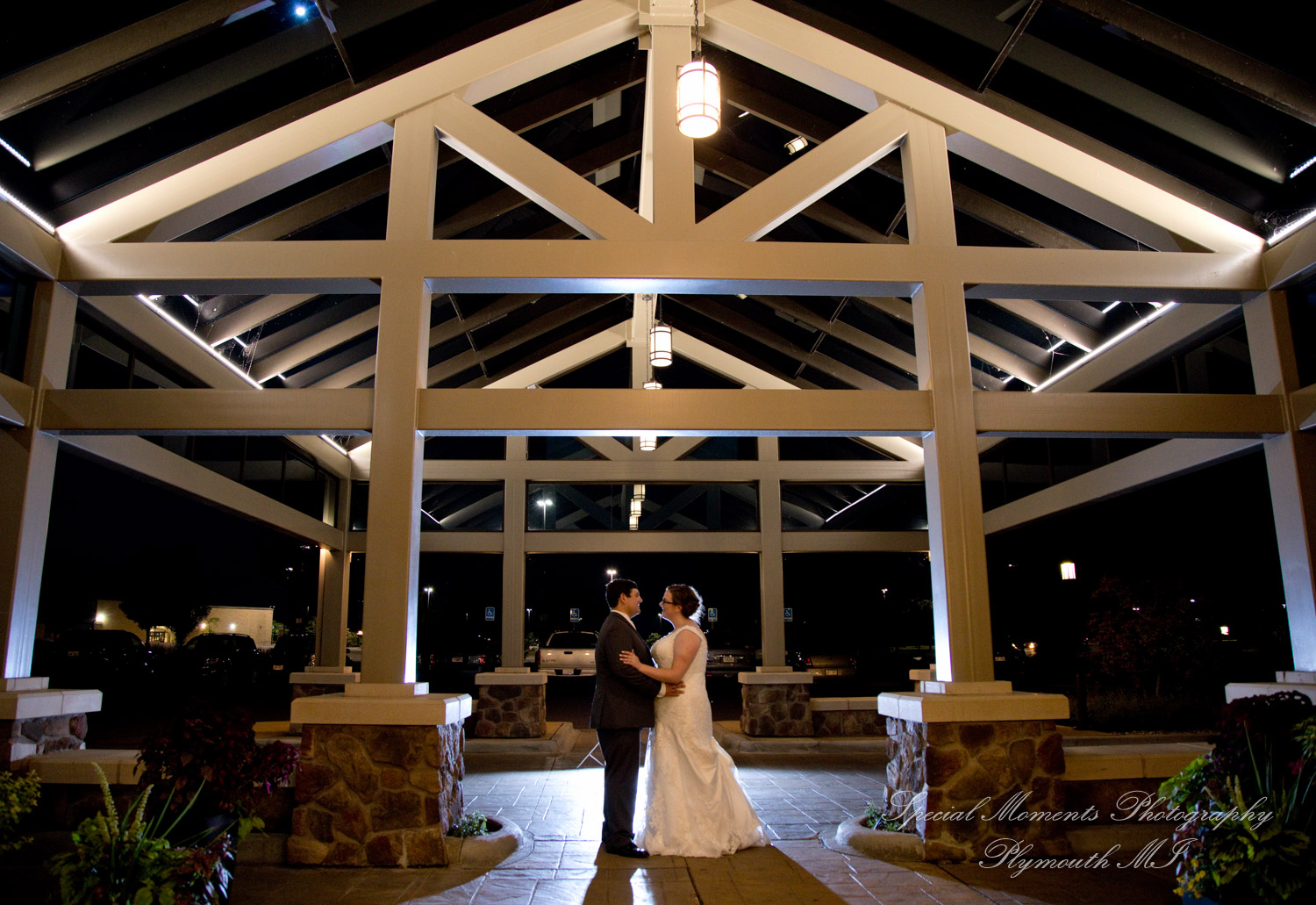 Mary & Jarrett at Kensington Hotel Ann Arbor MI wedding photography