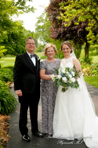 Emily & Scott at Kalamazoo Country Club Kalamazoo MI wedding photography