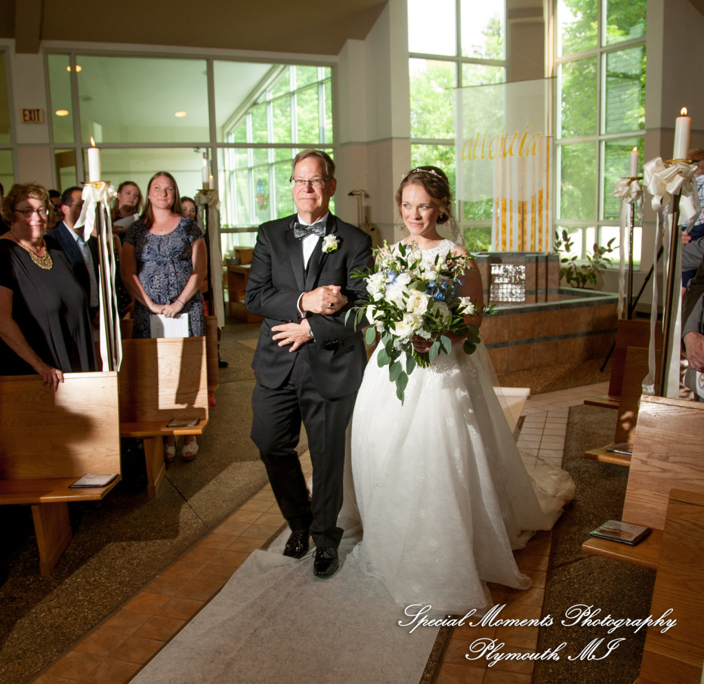 Emily & Scott at Prince Of Peace Lutheran Church Portage MI wedding photography