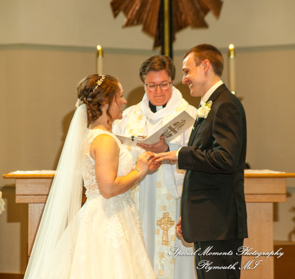 Emily & Scott at Prince Of Peace Lutheran Church Portage MI wedding photography