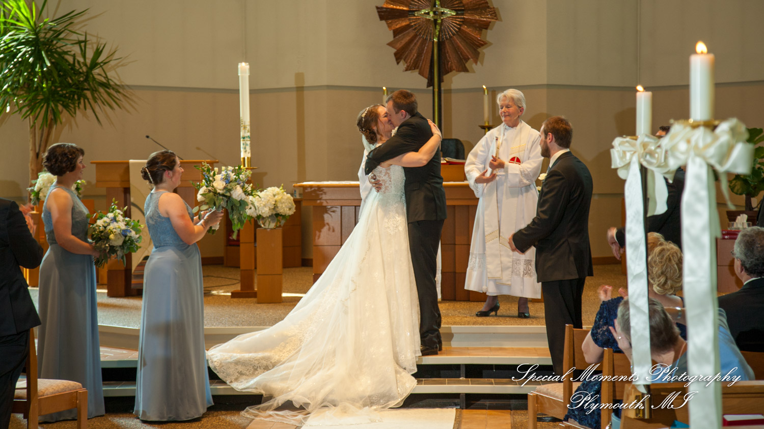 Emily & Scott at Prince Of Peace Lutheran Church Portage MI wedding photography