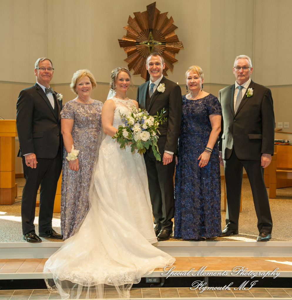 Emily & Scott at Prince Of Peace Lutheran Church Portage MI wedding photography