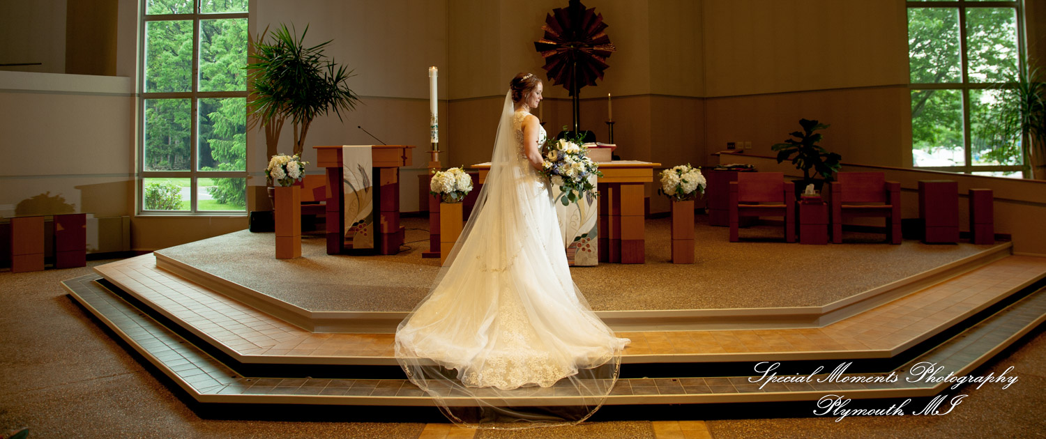 Emily & Scott at Prince Of Peace Lutheran Church Portage MI wedding photography