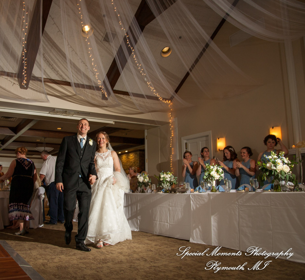 Emily & Scott at Kalamazoo Country Club Kalamazoo MI wedding photography