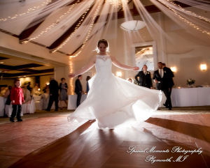 Emily & Scott at Kalamazoo Country Club Kalamazoo MI wedding photography