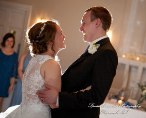 Emily & Scott at Kalamazoo Country Club Kalamazoo MI wedding photography