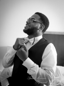 Maria & Dominique at Bentley Banquet Conference Center Wyandotte MI wedding photography