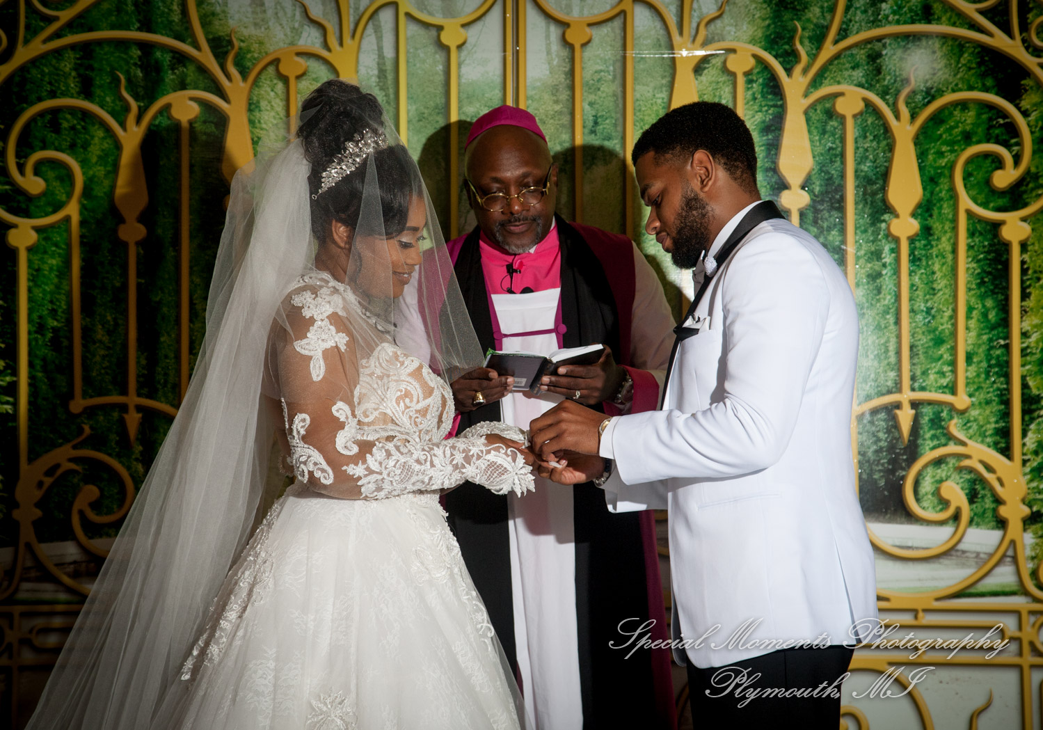 Maria & Dominique at Greater Life Apostolic Church Detroit MI wedding photography