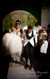 Maria & Dominique at Greater Life Apostolic Church Detroit MI wedding photography