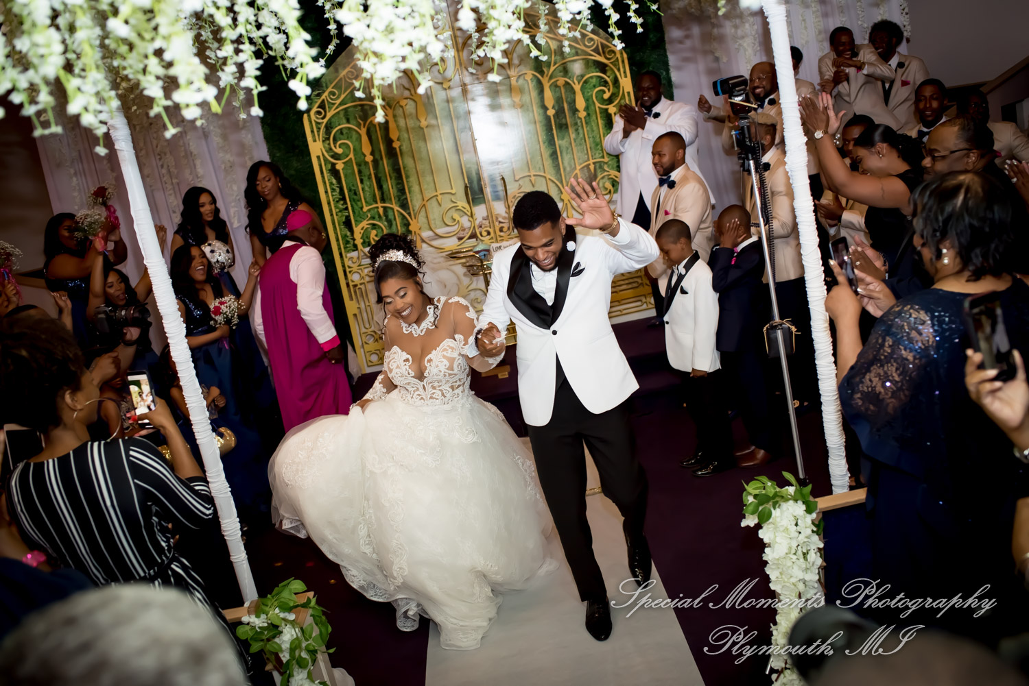 Maria & Dominique at Greater Life Apostolic Church Detroit MI wedding photography