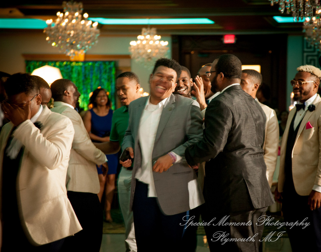 Maria & Dominique at Bentley Banquet Conference Center Wyandotte MI wedding photography