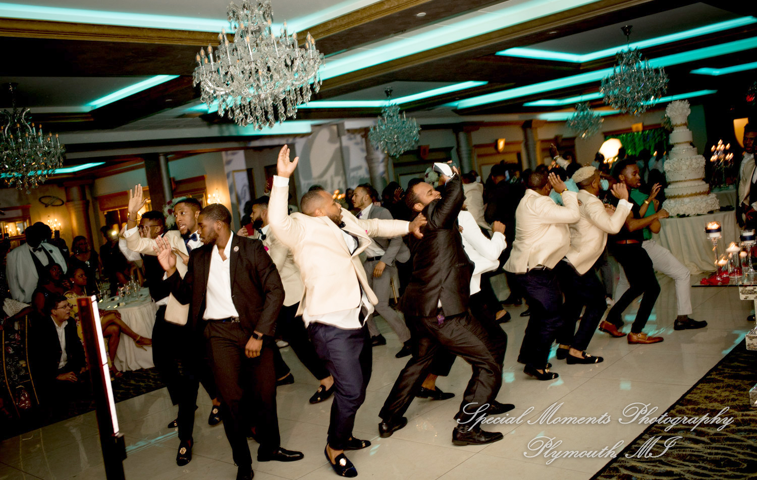 Maria & Dominique at Bentley Banquet Conference Center Wyandotte MI wedding photography