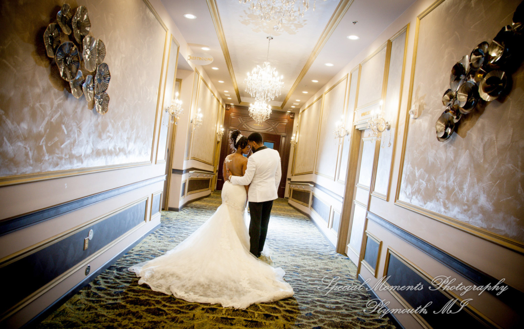 Maria & Dominique at Bentley Banquet Conference Center Wyandotte MI wedding photography