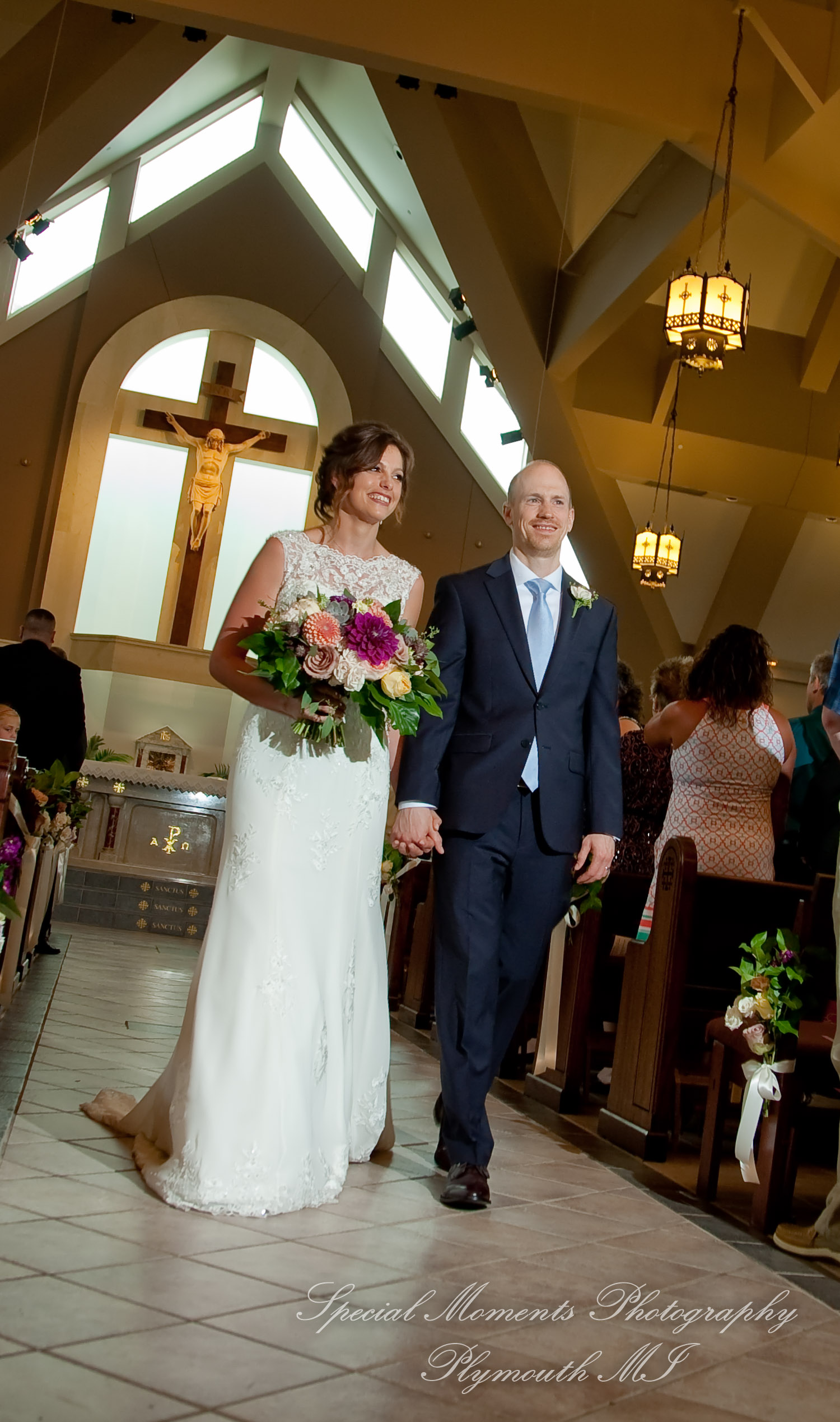 Molly & Daniel at Christ The King Catholic Ann Arbor MI wedding photography