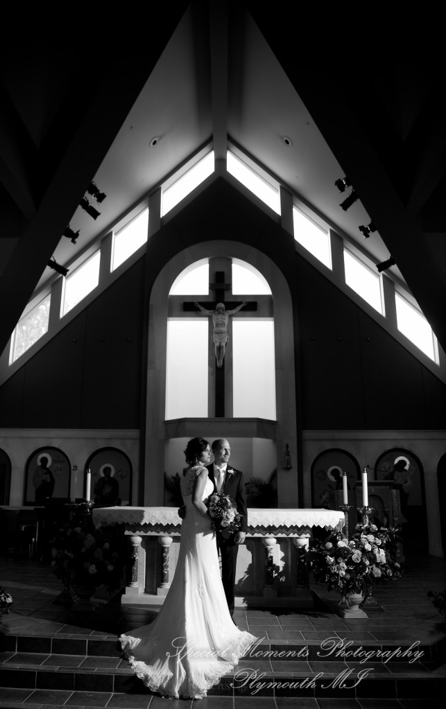 Molly & Daniel at Christ The King Catholic Ann Arbor MI wedding photography