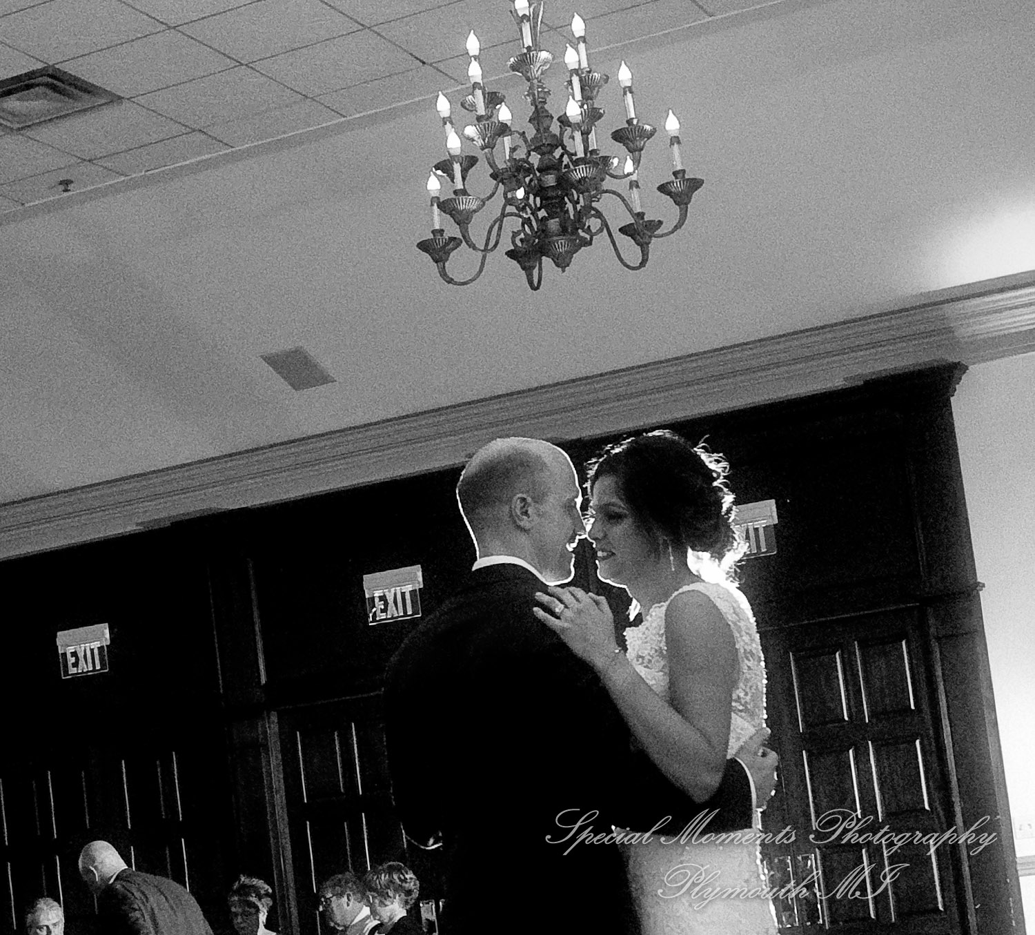 Molly & Daniel at Polo Fields Golf & Country Club Ann Arbor MI wedding photography