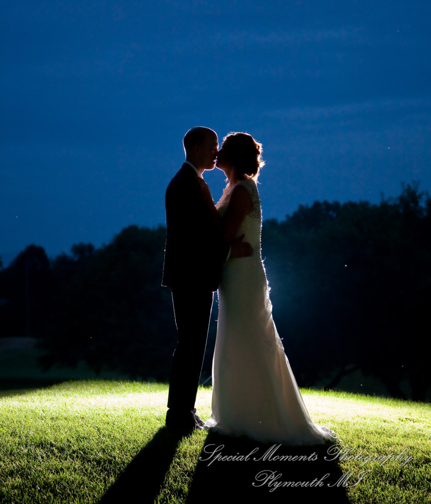 Molly & Daniel at Polo Fields Golf & Country Club Ann Arbor MI wedding photography