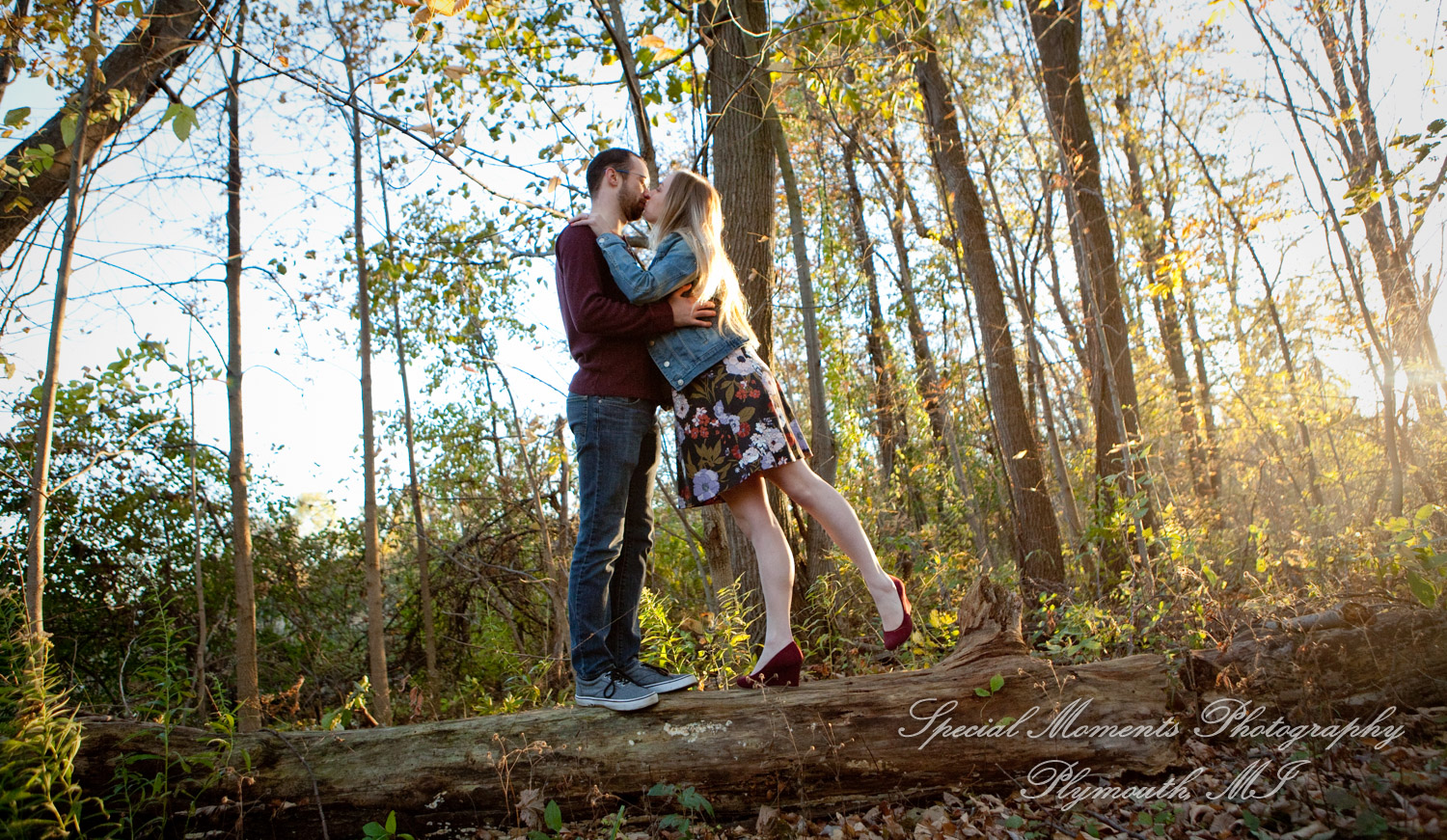Elizabeth & Joe at Robert Long Park Commerce Twp. MI engagement photography