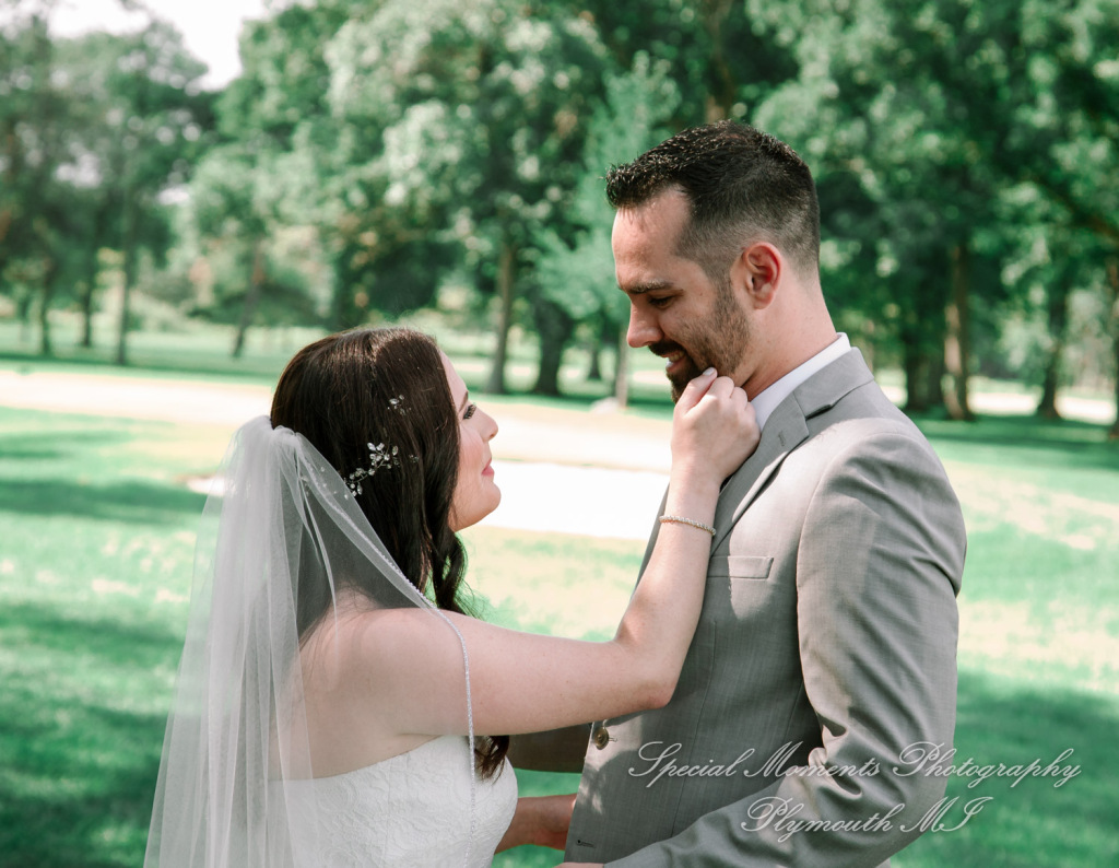 Emily & Christopher at Bay Pointe Golf Club West Bloomfield MI wedding photography