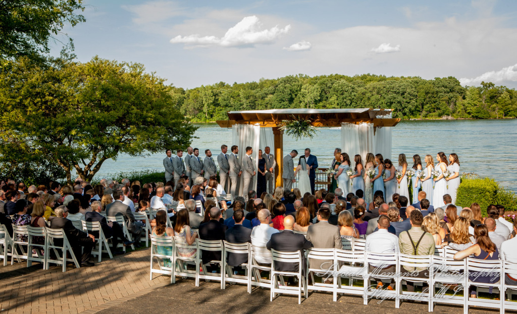 Emily & Christopher at Bay Pointe Golf Club West Bloomfield MI wedding photography