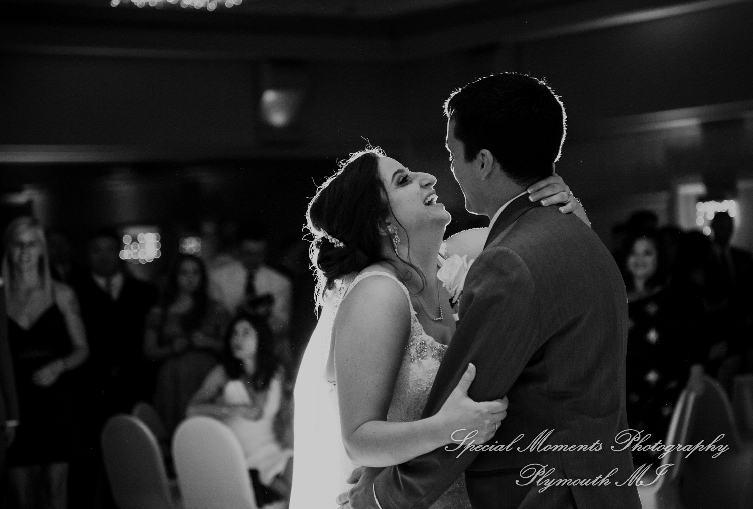 Stefanie & David at Larsa Palace Banquet Facility Warren MI wedding photography