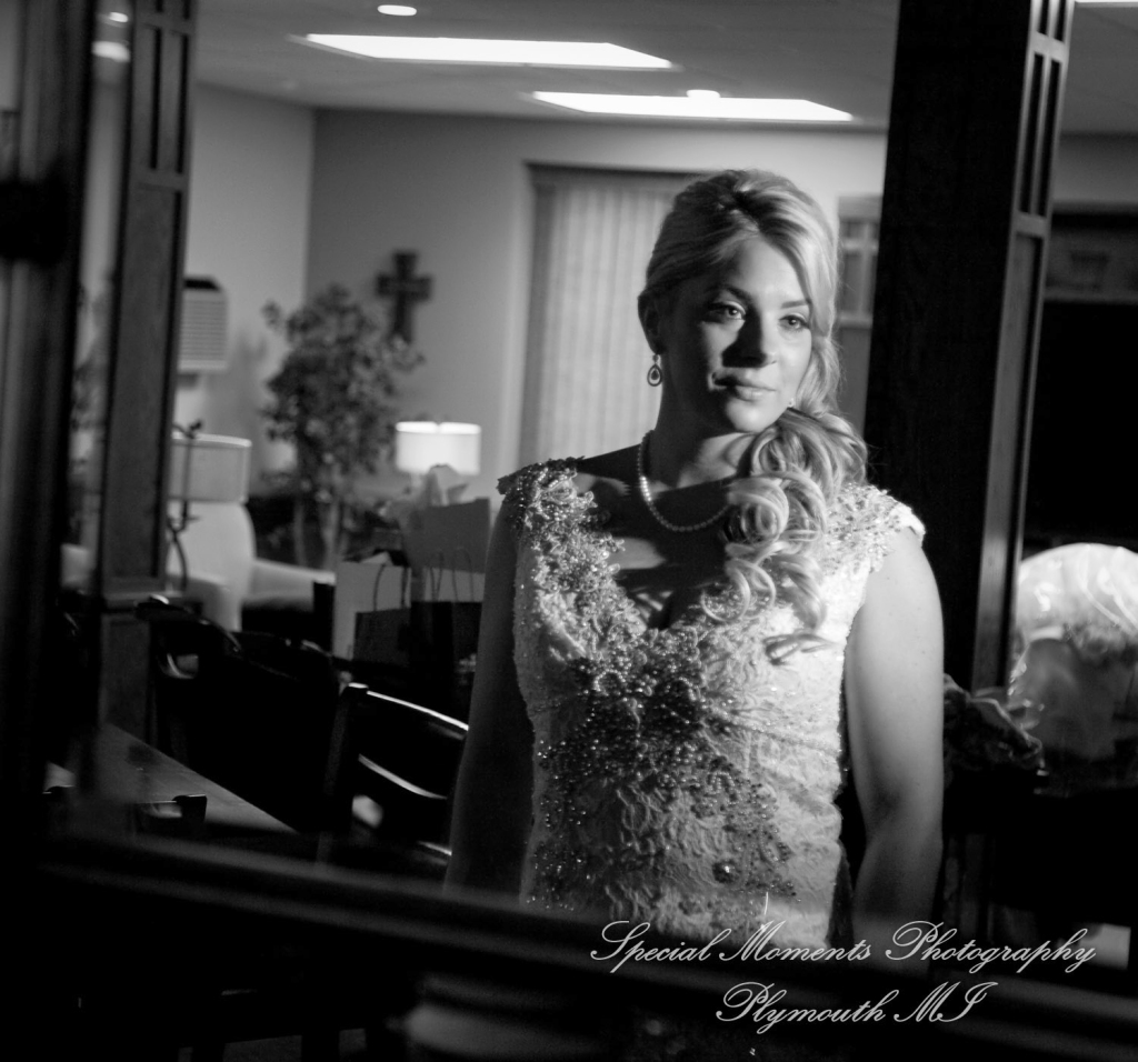 Kristine & Jeff at Newburg United Methodist Livonia MI wedding photography