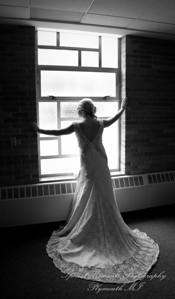 Kristine & Jeff at Newburg United Methodist Livonia MI wedding photography