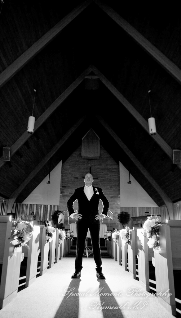 Kristine & Jeff at Newburg United Methodist Livonia MI wedding photography