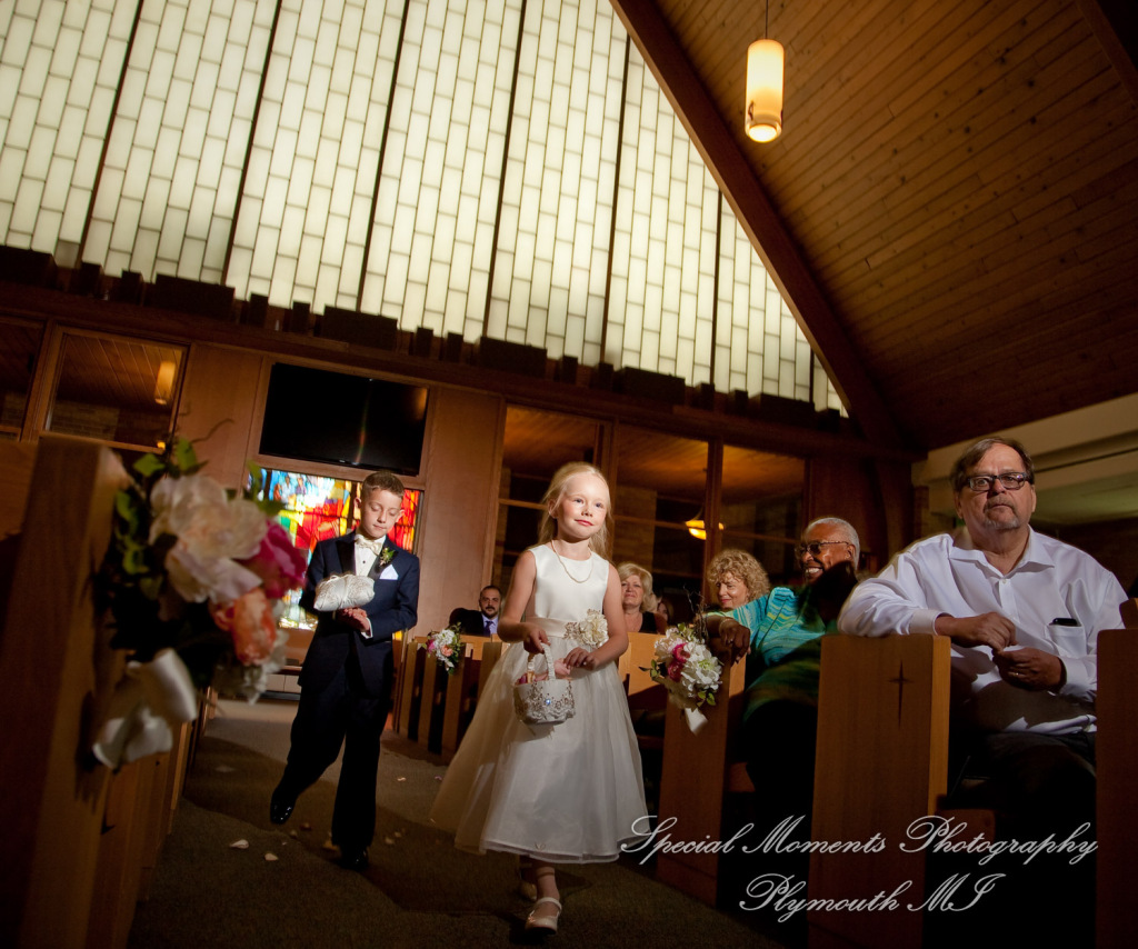Kristine & Jeff at Newburg United Methodist Livonia MI wedding photography
