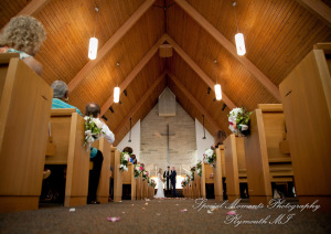 Kristine & Jeff at Newburg United Methodist Livonia MI wedding photography