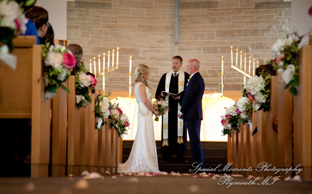 Kristine & Jeff at Newburg United Methodist Livonia MI wedding photography