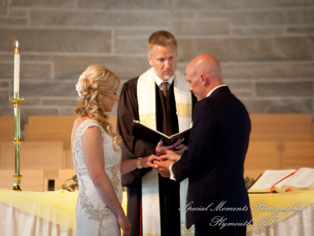 Kristine & Jeff at Newburg United Methodist Livonia MI wedding photography