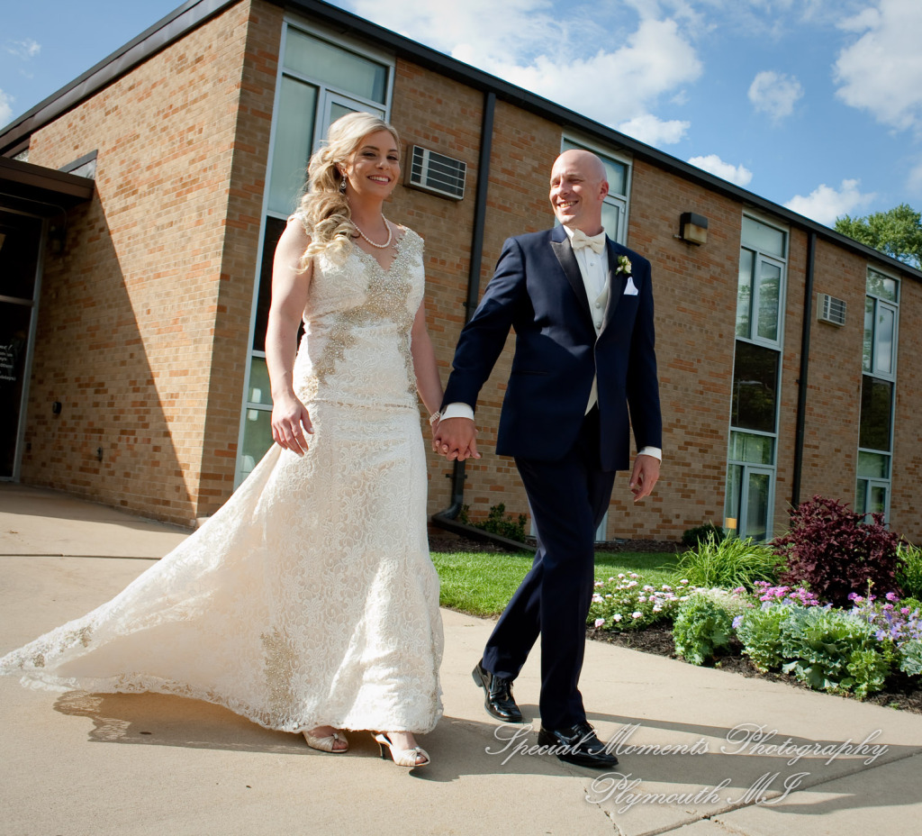Kristine & Jeff at Newburg United Methodist Livonia MI wedding photography