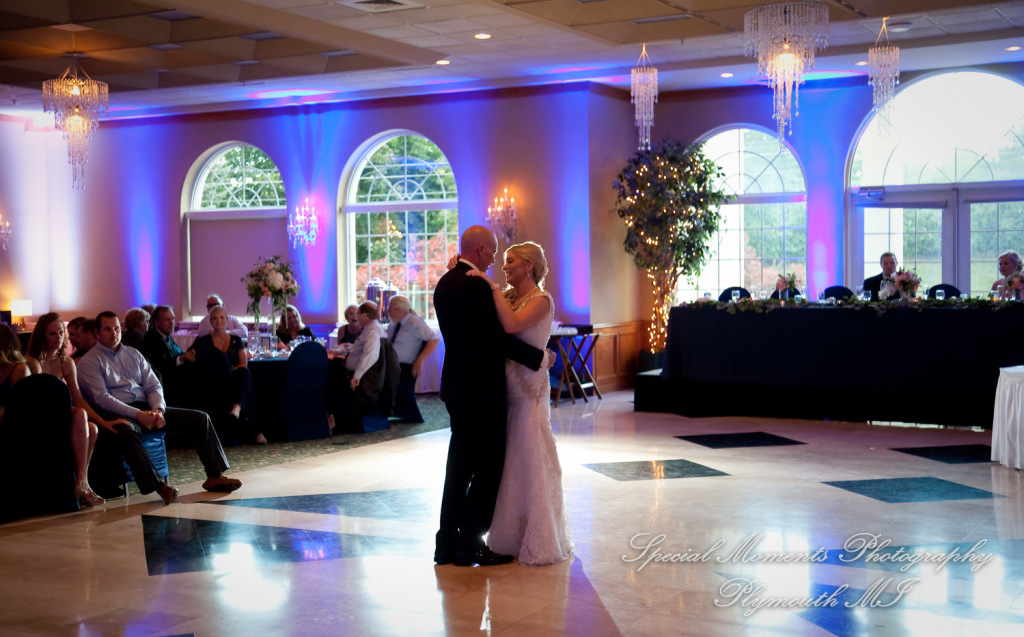 Kristine & Jeff at Italian American Club Livonia MI wedding photography
