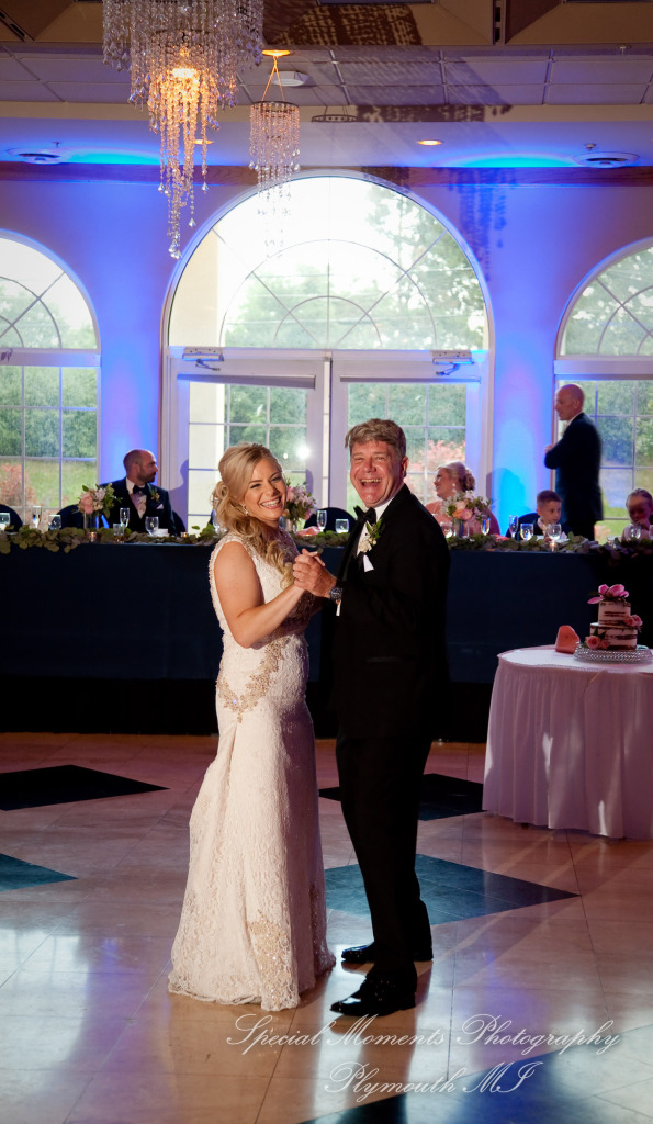 Kristine & Jeff at Italian American Club Livonia MI wedding photography