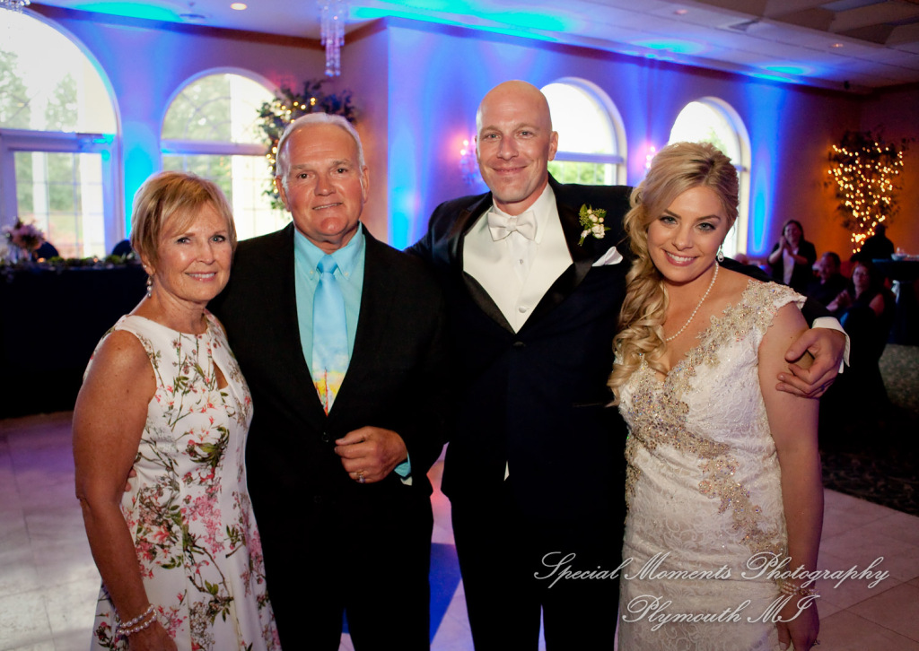 Kristine & Jeff at Italian American Club Livonia MI wedding photography