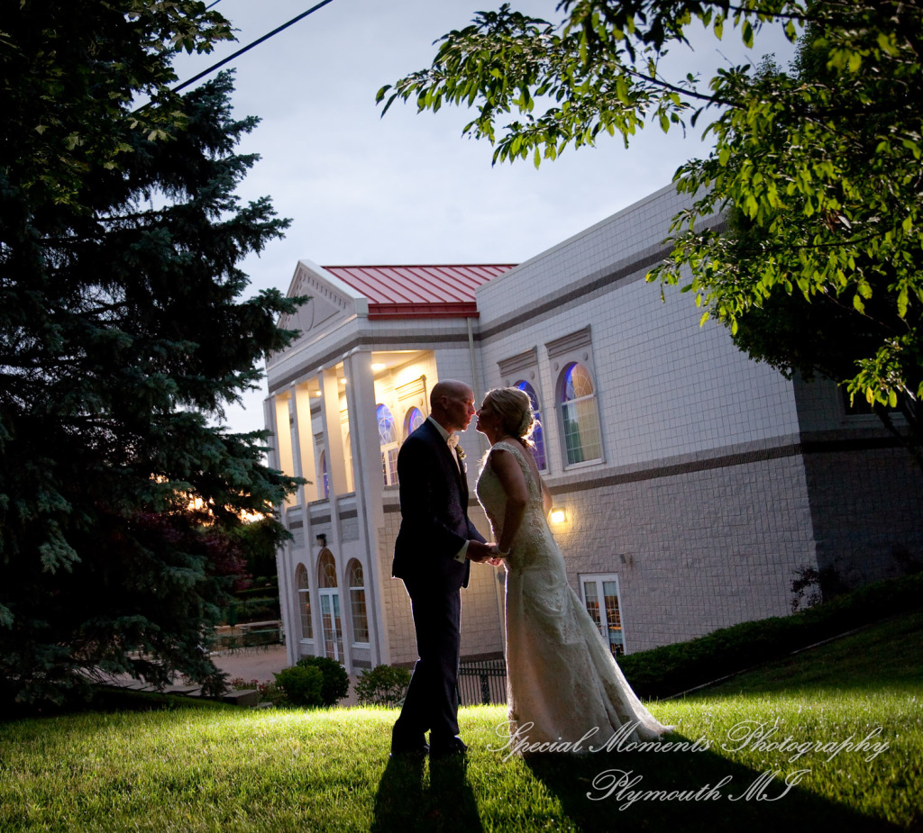 Kristine & Jeff at Italian American Club Livonia MI wedding photography