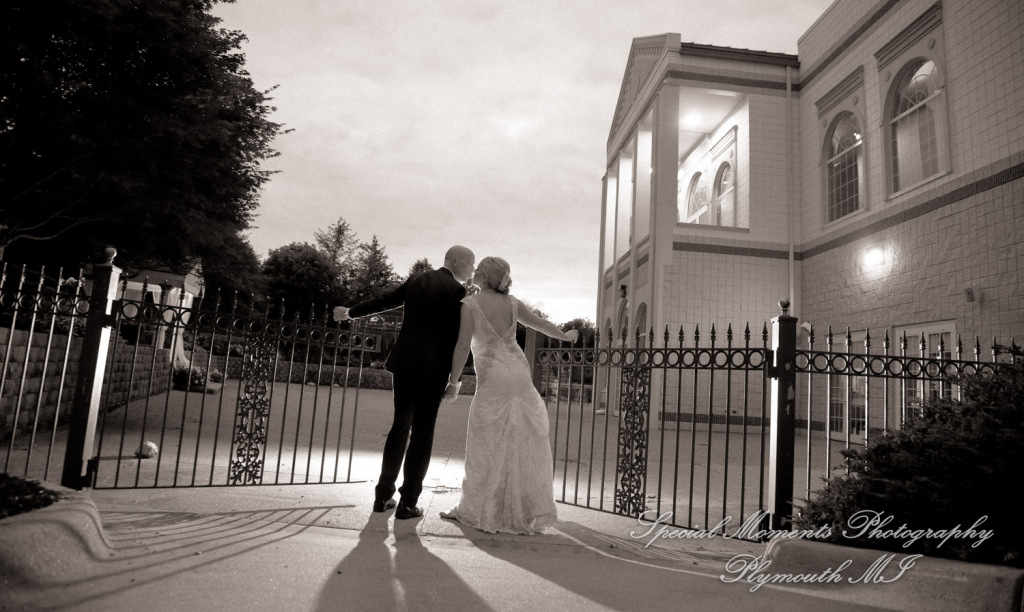 Kristine & Jeff at Italian American Club Livonia MI wedding photography